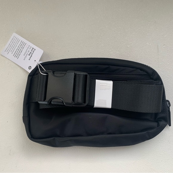 lululemon athletica Black Crossbody Bag - Picture 2 of 2